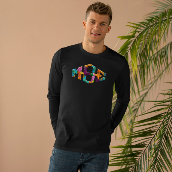 MOE Longsleeve Tee